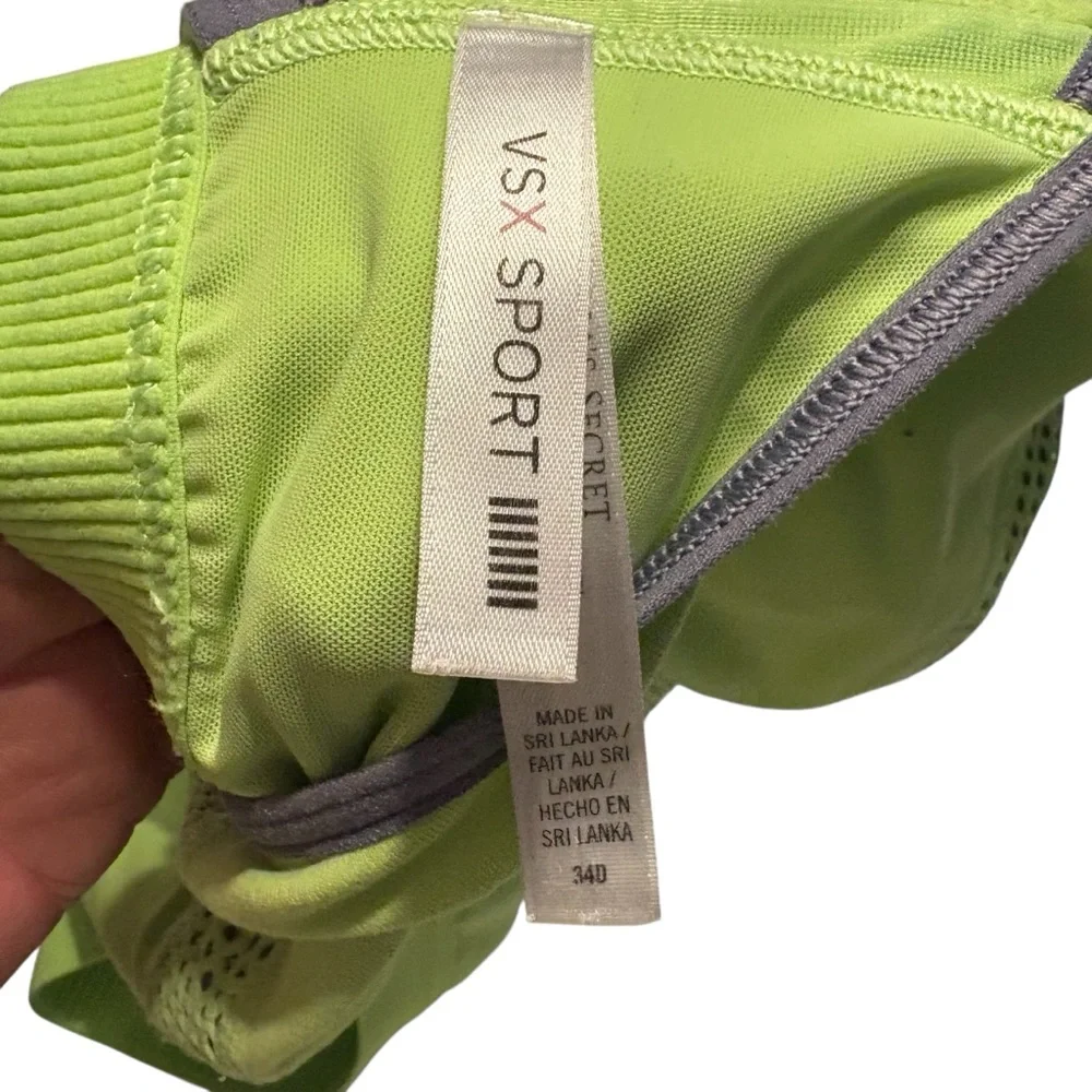 VSX Green Sports Bra with Y-Back Design 34D